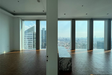 Condo in Bangkok, Thailand, 2 bedrooms № 187336 - photo 1