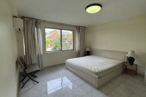 Studio in the Condo in Watthana, Bangkok, Thailand  № 151406 - photo 9