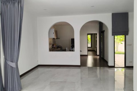 Дом в Сан-Сая, Таиланд с 5 спальнями  № 151404 - фото 3