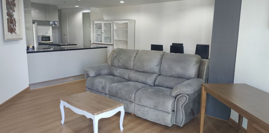 Condo à Huai Khwang, Bangkok, Thaïlande, 2 chambres  № 151405