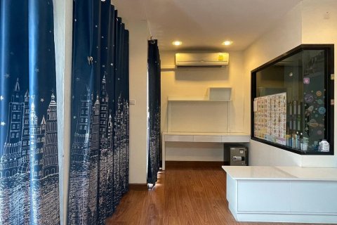 Таунхаус в Чиангмае, Таиланд с 4 спальнями  № 151410 - фото 11