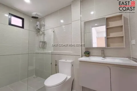 Casa de 3 dormitorios en Pattaya, Tailandia № 212417 - foto 16