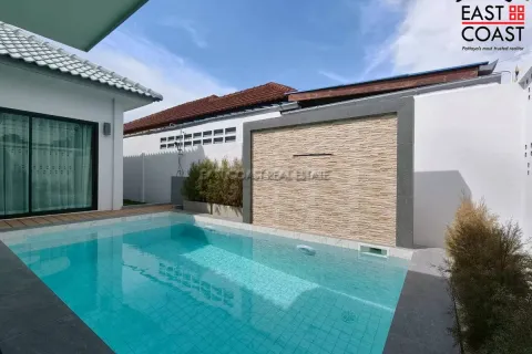 Casa de 3 dormitorios en Pattaya, Tailandia № 212417 - foto 4