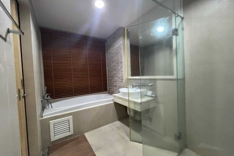 Condo in Kathu, Thailand, 2 bedrooms  № 158214 - photo 2