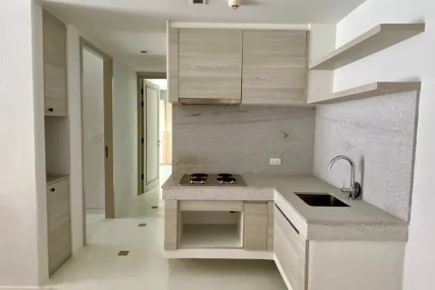 Condo in Hua Hin, Thailand, 2 bedrooms  № 158213 - photo 2