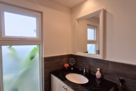 House in Hua Hin, Thailand 3 bedrooms № 163149 - photo 7