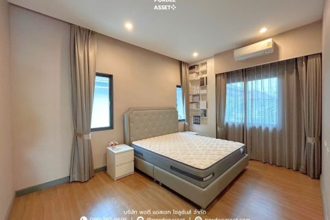 Maison à Bang Kruai, Thaïlande 4 chambres № 163153 - photo 15