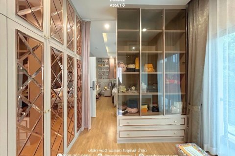 Maison à Bang Kruai, Thaïlande 4 chambres № 163153 - photo 13