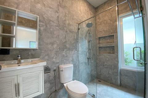 Villa in Hua Hin, Thailand 4 bedrooms № 168331 - photo 27