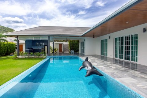 Villa in Hua Hin, Thailand 3 bedrooms № 168332