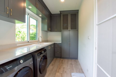 Villa in Hua Hin, Thailand 3 bedrooms № 168332 - photo 16