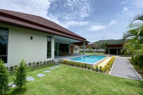 Villa in Hua Hin, Thailand 3 bedrooms № 168330 - photo 4