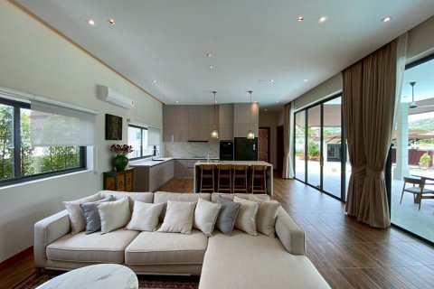 Villa in Hua Hin, Thailand 3 bedrooms № 168330 - photo 7