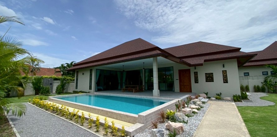 Villa in Hua Hin, Thailand 3 bedrooms № 168330