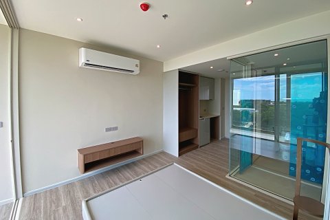 Condo in Hua Hin, Thailand, 1 bedroom  № 168333 - photo 11