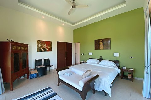 Villa in Pran Buri, Thailand 5 bedrooms № 168297 - photo 28