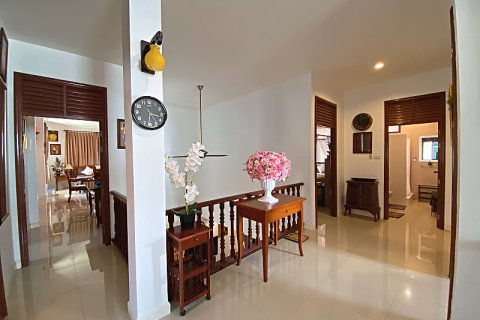 Villa in Hua Hin, Thailand 3 bedrooms № 168296 - photo 20