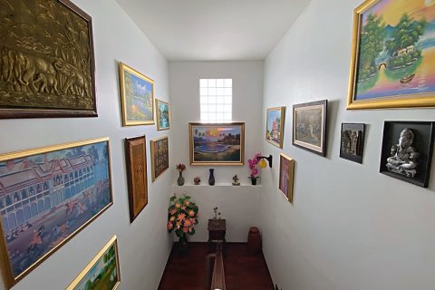 Villa in Hua Hin, Thailand 3 bedrooms № 168296 - photo 19