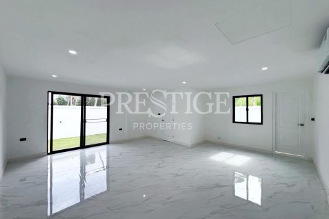 House in Pattaya, Thailand 5 bedrooms № 233225 - photo 25