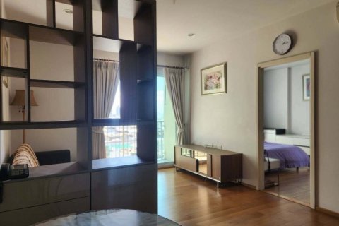 Студия в кондо в Кхлонг Сане, Бангкок, Таиланд № 147921 - фото 7