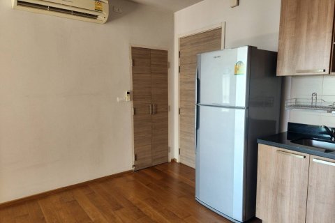 Студия в кондо в Кхлонг Сане, Бангкок, Таиланд № 147921 - фото 10