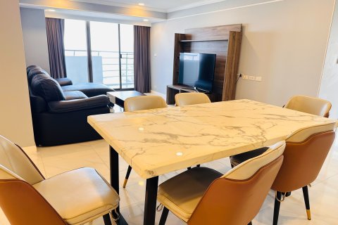 Кондоминиум с 3 спальнями в Суан Луанге, Бангкок, Таиланд № 147918 - фото 15