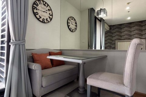 Studio in the Condo in Phaya Thai, Bangkok, Thailand  № 147922 - photo 10