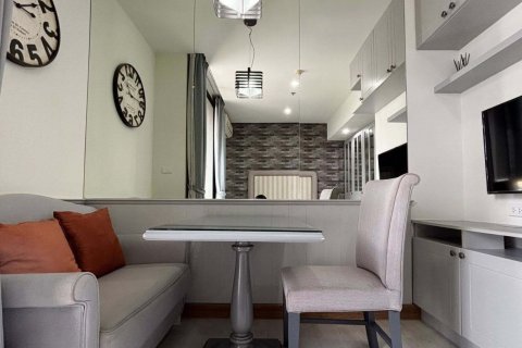 Studio in the Condo in Phaya Thai, Bangkok, Thailand  № 147922 - photo 9