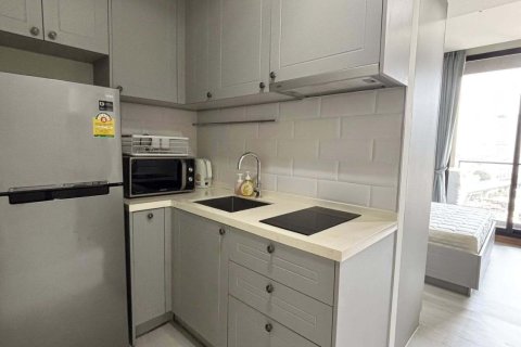 Studio in the Condo in Phaya Thai, Bangkok, Thailand  № 147922 - photo 14