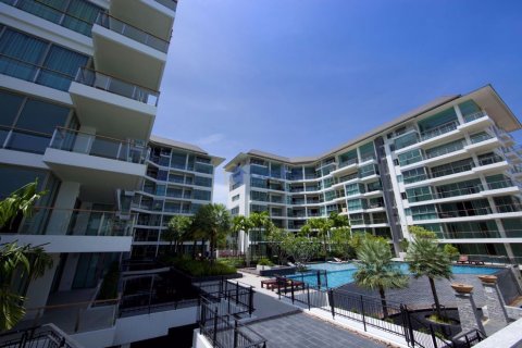 Condo in Pattaya, Thailand, 2 bedrooms № 197367 - photo 8