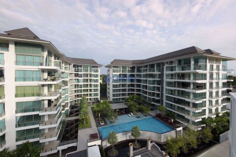 Condo in Pattaya, Thailand, 2 bedrooms № 197367 - photo 9