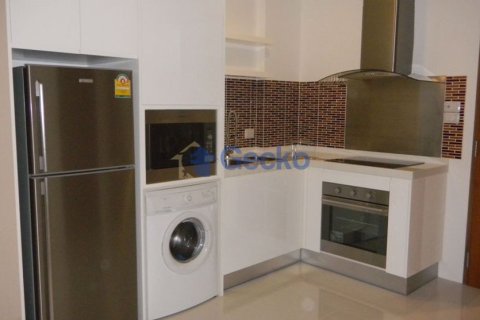 Condo in Pattaya, Thailand, 2 bedrooms № 197367 - photo 4