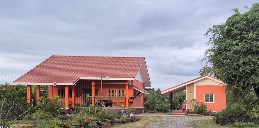 Maison à Chaiyaphum, Thaïlande 2 chambres № 170762