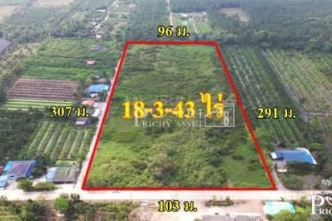 Land in Ban Phaeo, Thailand 28800 sq.m. № 170763 - photo 5