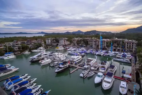 Villa in Phuket, Thailand 5 bedrooms № 170760 - photo 4