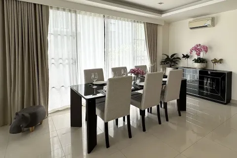 Villa in Phuket, Thailand 5 bedrooms № 170761 - photo 9