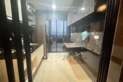 Studio in the Condo in Watthana, Bangkok, Thailand  № 170759 - photo 7