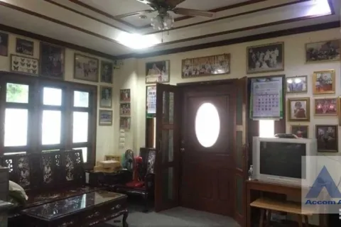 Haus in Phra Khanong, Bangkok, Thailand 3 Schlafzimmer № 215922 - Foto 5