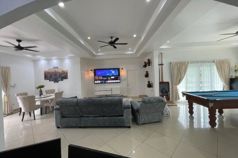 Вилла в Паттайе, Таиланд с 4 спальнями  № 147754 - фото 3