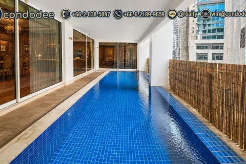 Condo in Watthana, Bangkok, Thailand, 3 bedrooms № 200580