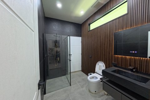 Villa in Phuket, Thailand 5 bedrooms № 149151 - photo 9
