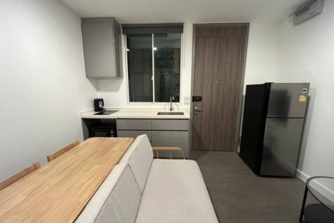 Студия в кондо в Дин Даенге, Бангкок, Таиланд № 137846 - фото 2