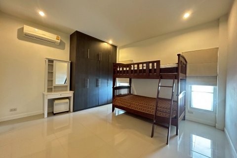 Villa à Hua Hin, Thaïlande 6 chambres № 137848 - photo 20