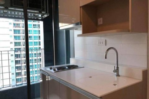 Кондоминиум с 1 спальней в Бангкоке, Таиланд № 172743 - фото 7