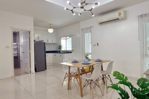 House in Pattaya, Thailand 3 bedrooms № 172738 - photo 5