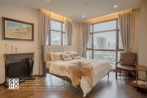 Condo in Bangkok, Thailand, 2 bedrooms № 143575 - photo 5