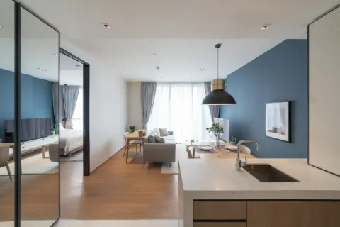 Студия в кондо в Клонг Тоэй, Бангкок, Таиланд № 152129 - фото 2