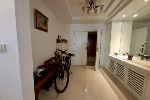 Кондоминиум с 3 спальнями в Бангкоке, Таиланд № 162742 - фото 10