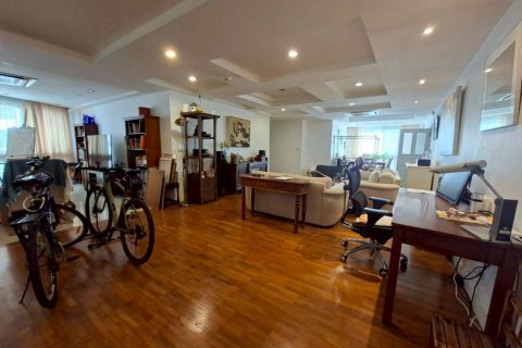 Кондоминиум с 3 спальнями в Бангкоке, Таиланд № 162742 - фото 7