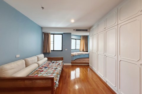 Кондоминиум с 3 спальнями в Бангкоке, Таиланд № 162744 - фото 16